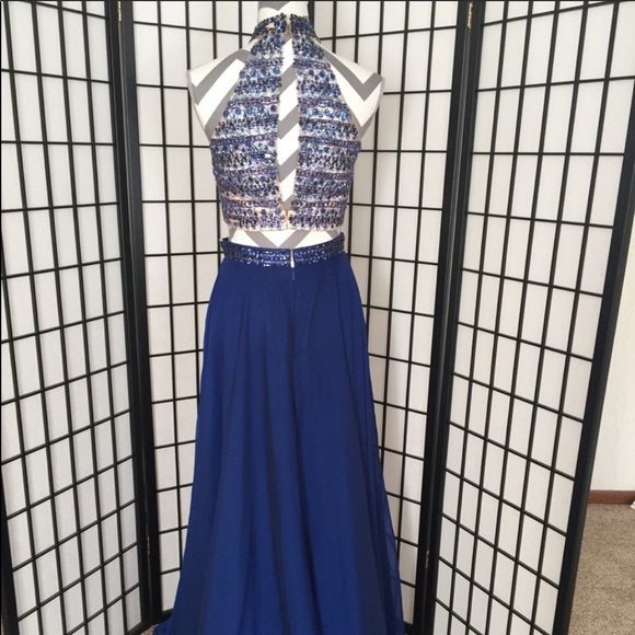Sherri Hill prom dress - Picture 2 of 4